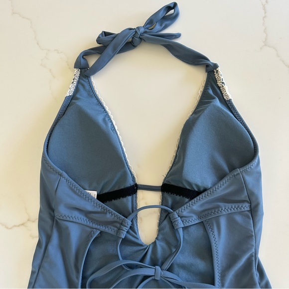 Mossimo Women's Crochet Trim Plunge Front One Piece Swimsuit NWOT - Picture 12 of 14